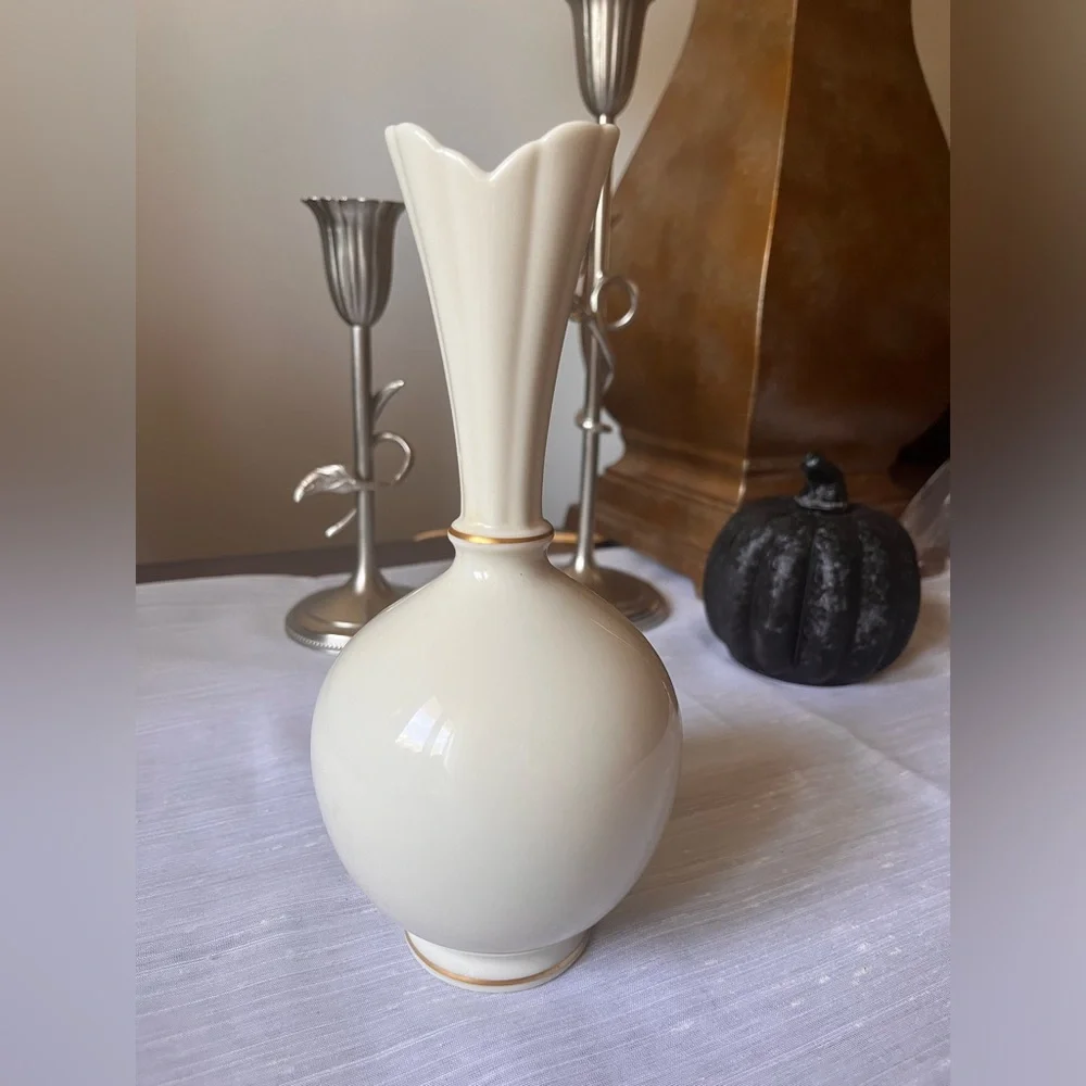 Vintage Lenox Porcelain Bud Vase Cream Beige off White w Gold Accents